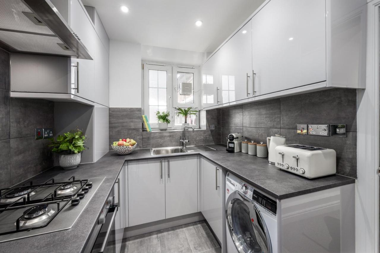 לונדון Cosy 4-Bedroom Apartment Next To Borough מראה חיצוני תמונה